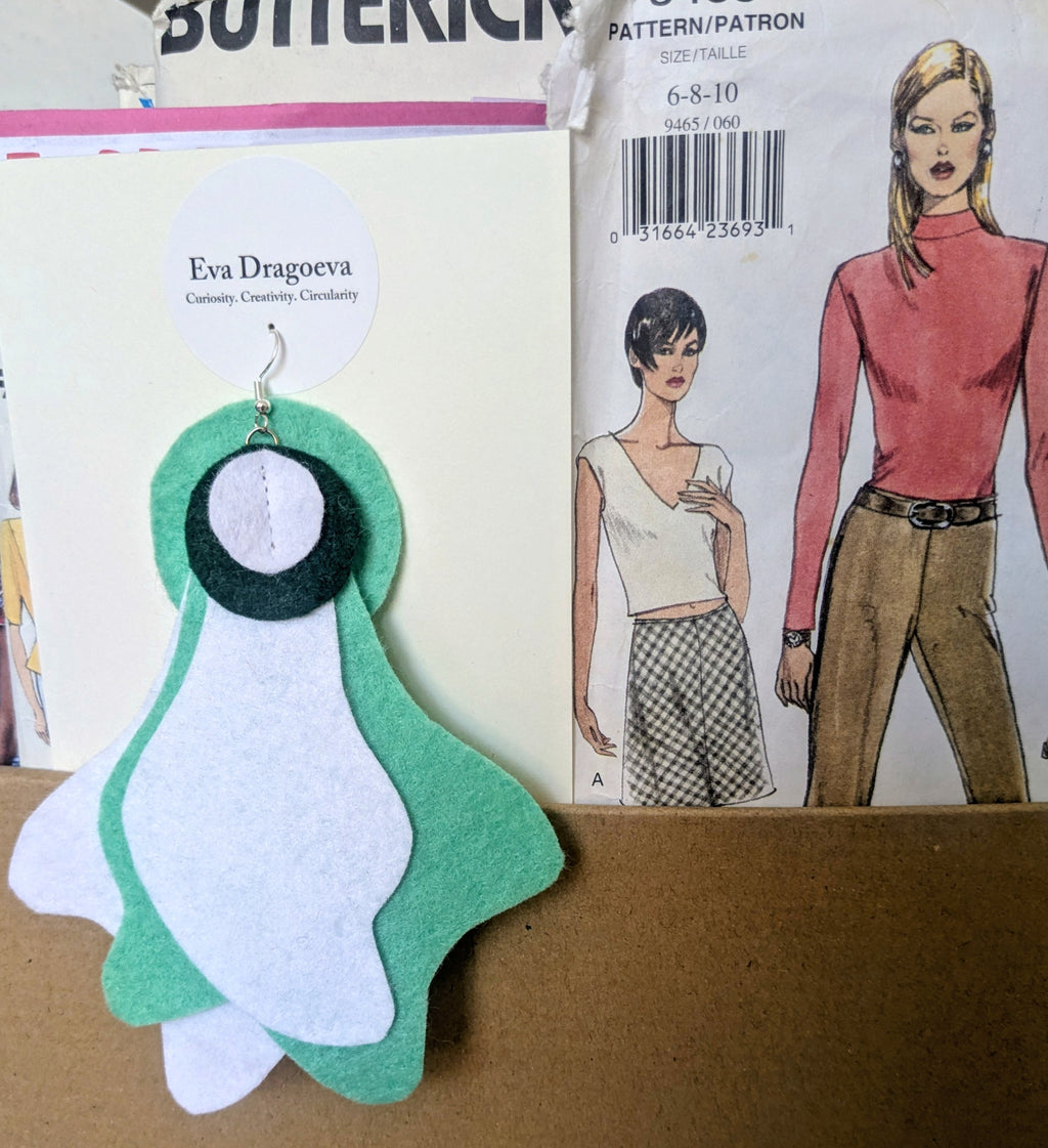 Single statement felt earrings in white, green and turquoise