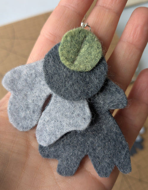 Heathered felt earrings in green and grey