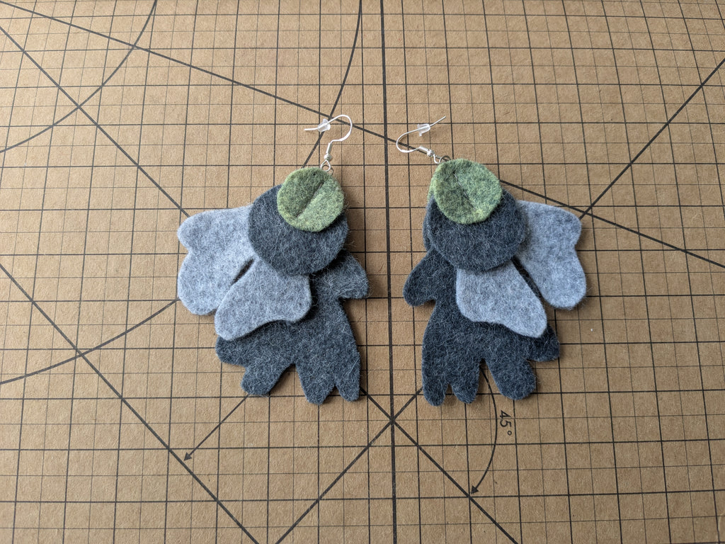 Heathered felt earrings in green and grey